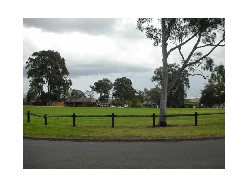 41 Karani Avenue, Guildford West NSW 2161