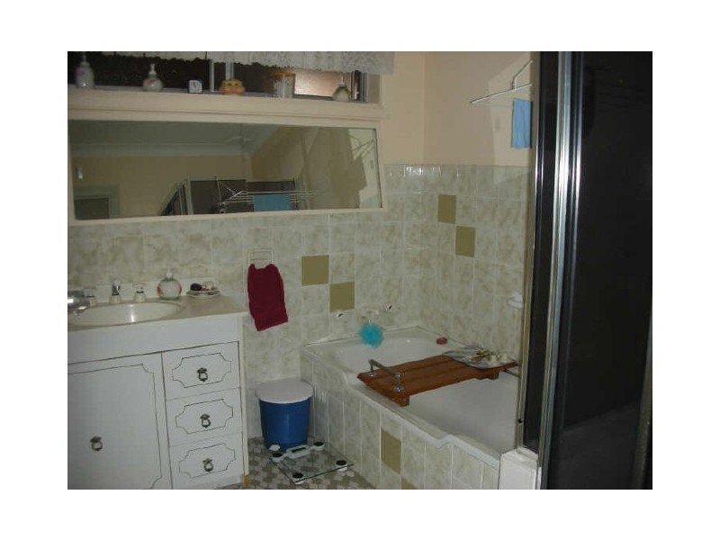 41 Karani Avenue, Guildford West NSW 2161