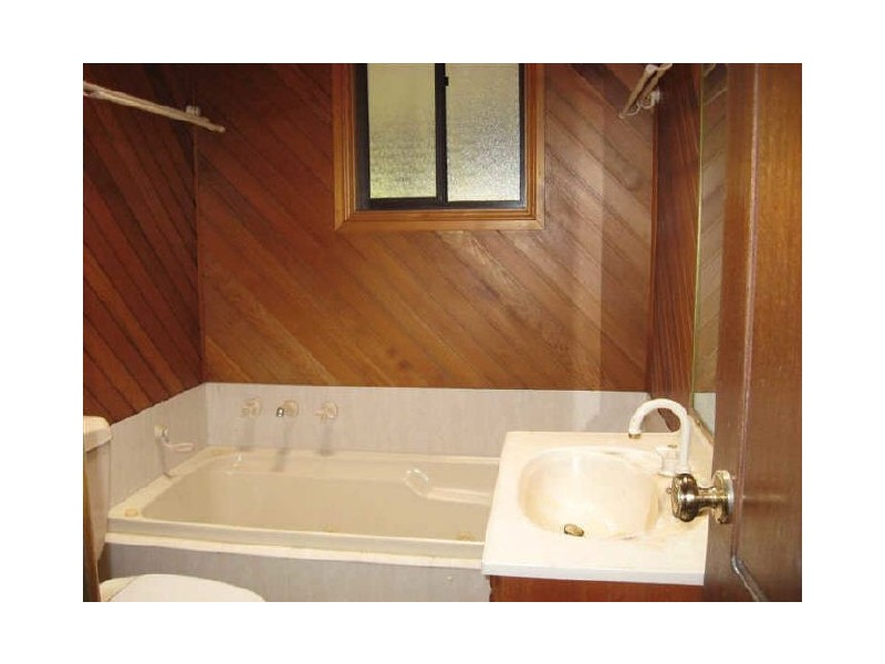 21 Winston Avenue, Guildford West NSW 2161