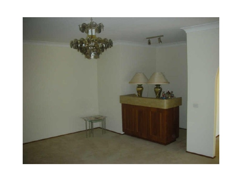 6 Poinciana Parade, Greystanes NSW 2145