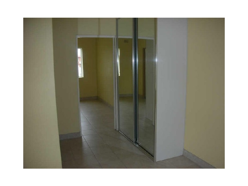 2/137 Military Road, Guildford NSW 2161