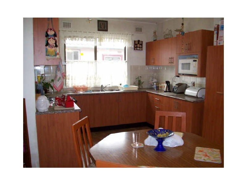 72 Military Road, Merrylands NSW 2160