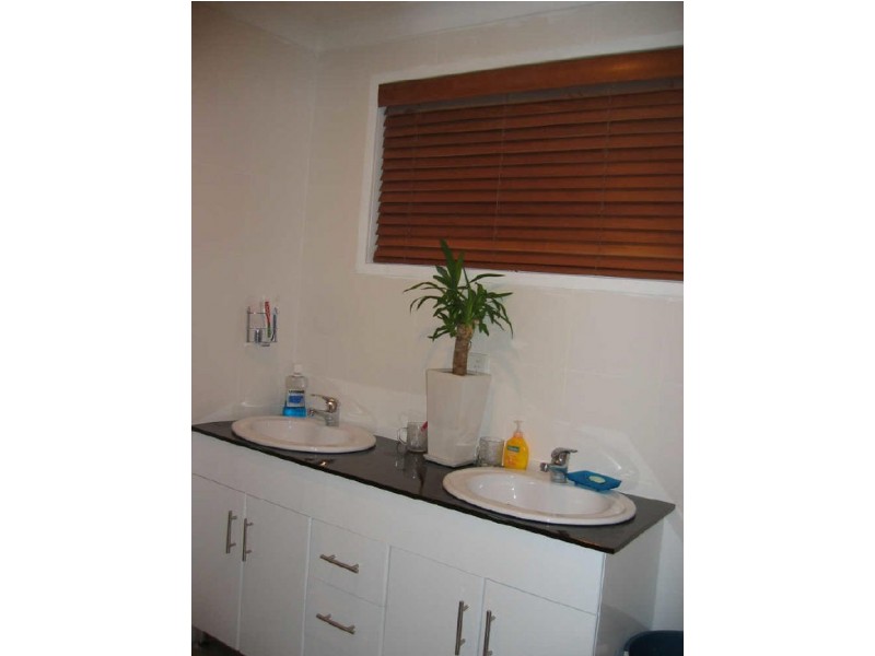 4 Wyee Place, Greystanes NSW 2145