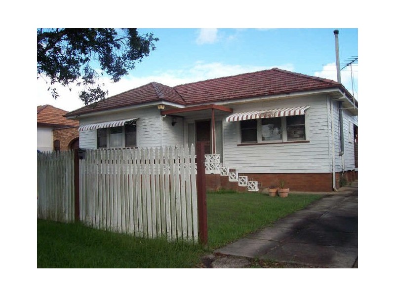 8 May Street, Granville NSW 2142