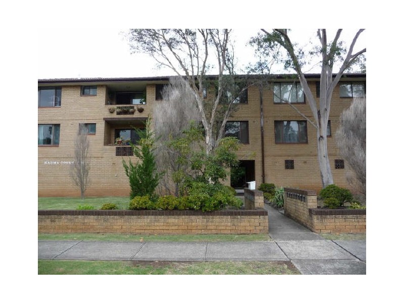 6/4-8 Arthur Street, Merrylands NSW 2160