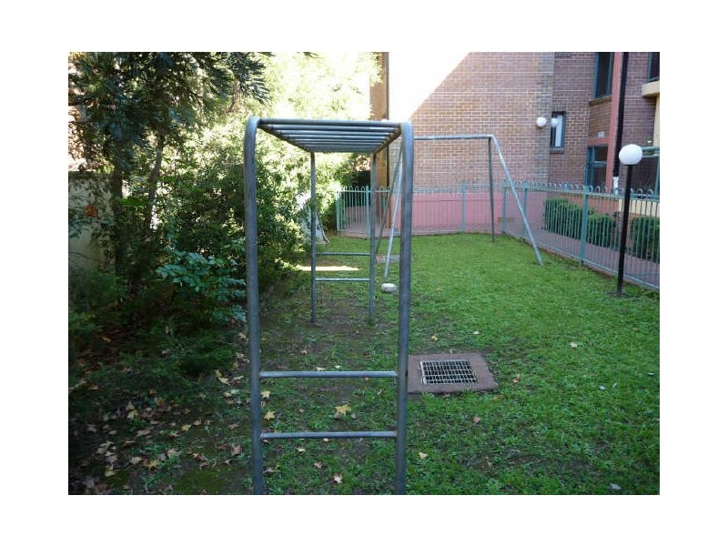 4/6-8 Paton Street, Merrylands NSW 2160