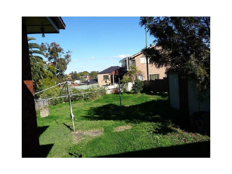 42 VictoriaStreet, Merrylands NSW 2160