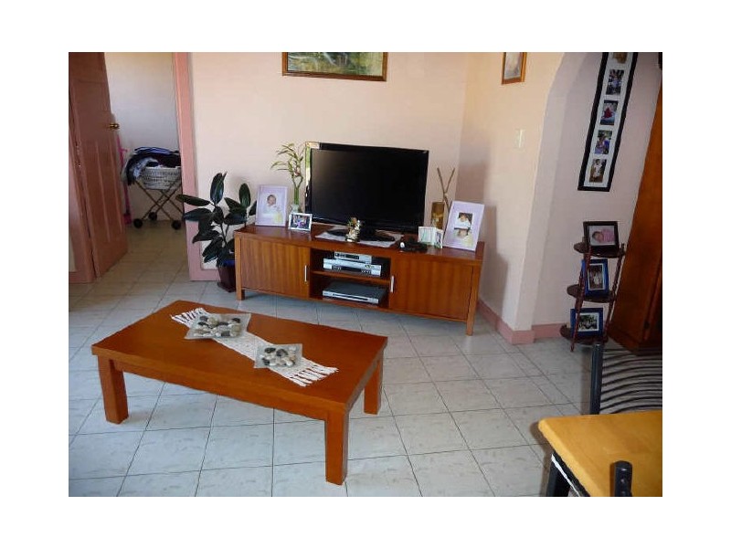 37 Davies Street, Merrylands NSW 2160