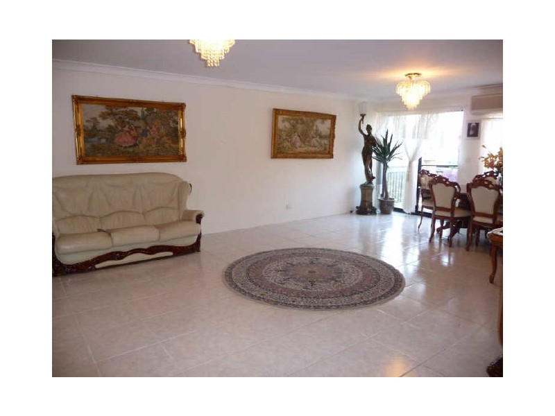 19/3 Addlestone Road, Merrylands NSW 2160