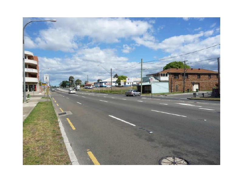 Shop/22 Crn Woodville Road & Earl Street, Merrylands NSW 2160