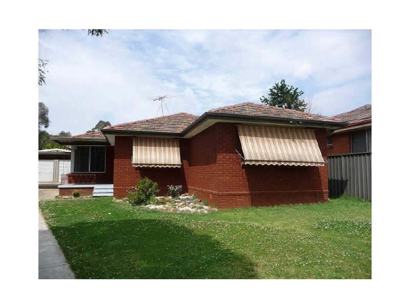 5 Finch Place, Greystanes NSW 2145