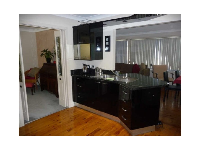 115 Damien Avenue, Greystanes NSW 2145