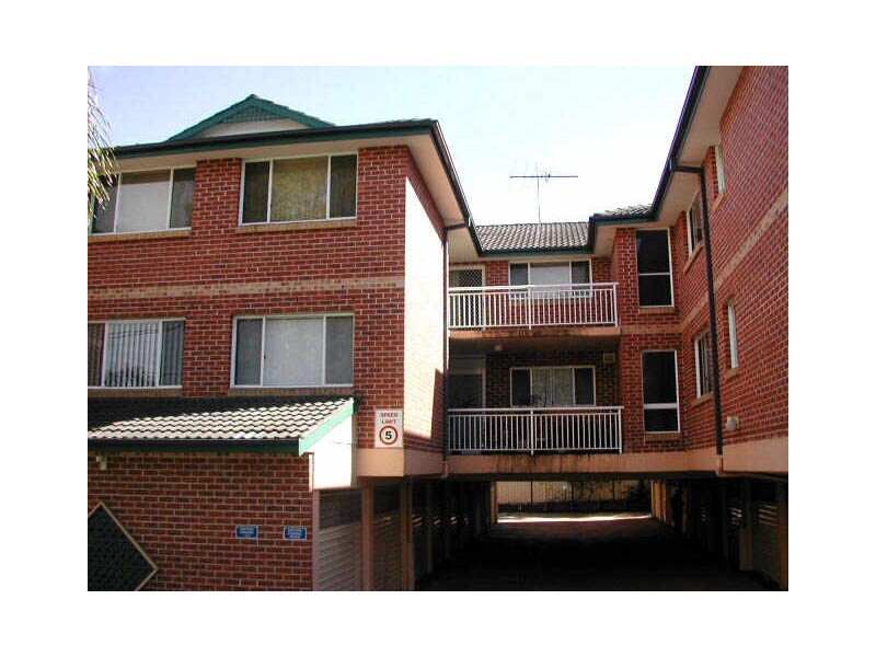 14/26-30 Sherwood Road, Merrylands NSW 2160