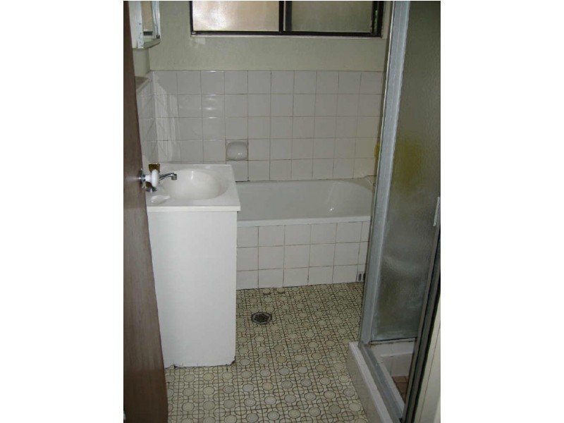 1/28-32 Treves Street, Merrylands NSW 2160