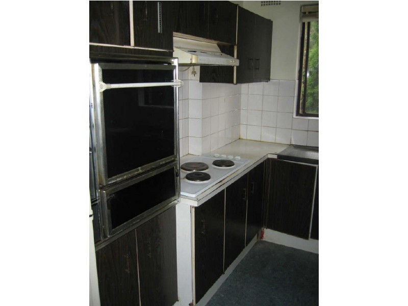 1/28-32 Treves Street, Merrylands NSW 2160