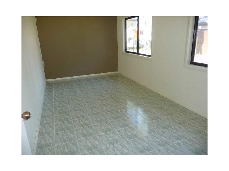 76 Centenary Road, South Wentworthville NSW 2145