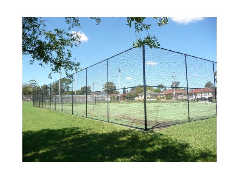 76 Centenary Road, South Wentworthville NSW 2145