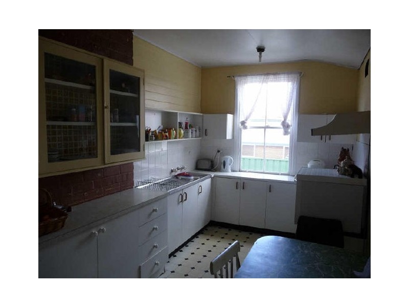 7 The Esplanade, Guildford NSW 2161