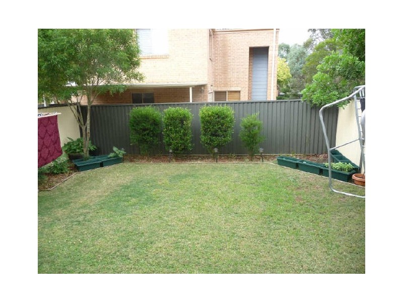 13/44 Santbury Place, Quakers Hill NSW 2763