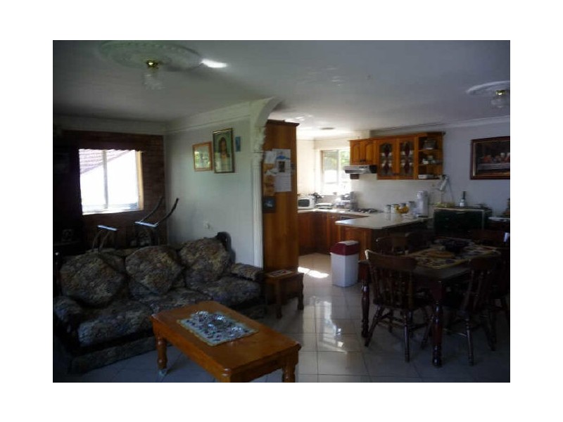 4 Munro Street, Greystanes NSW 2145