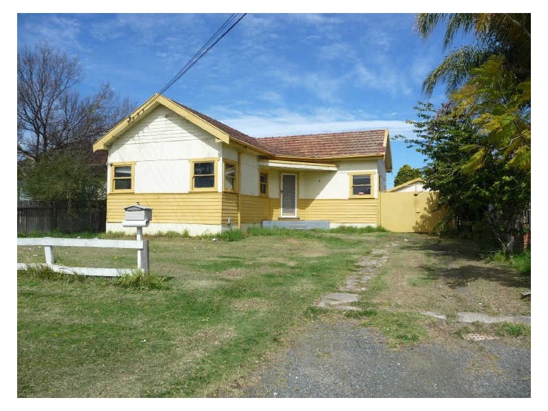 4 Dorothy Street, Merrylands NSW 2160