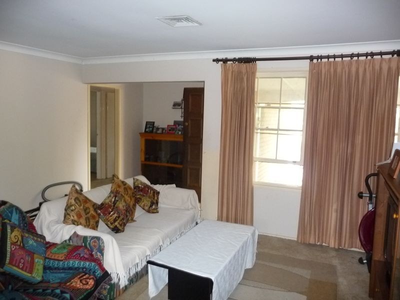 6 Wyee Place, Greystanes NSW 2145