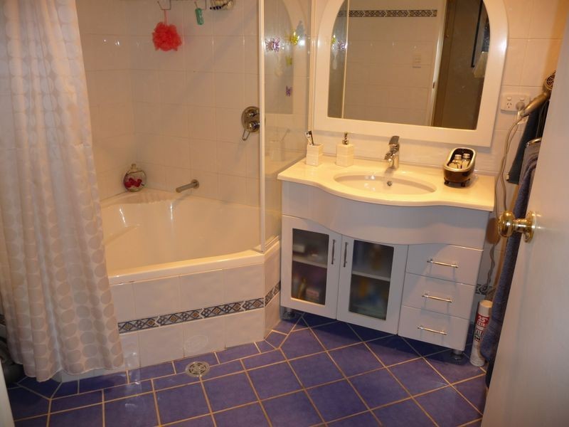 13 Lester Street, Greystanes NSW 2145