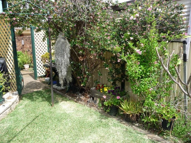 2/306 Old Prospect Road, Greystanes NSW 2145