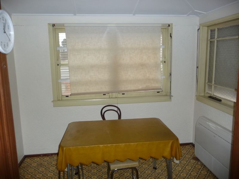 194 Woodville Road, Merrylands NSW 2160