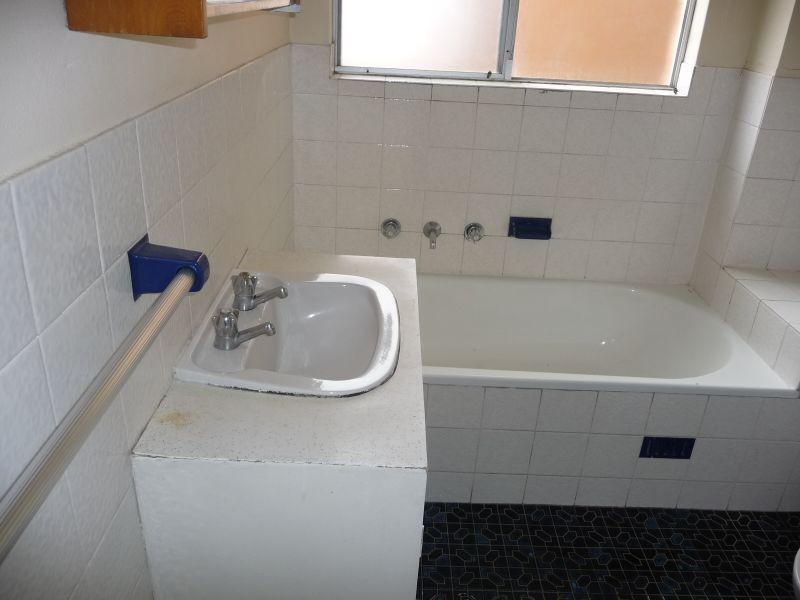 10/32 Sherwood Road, Merrylands NSW 2160