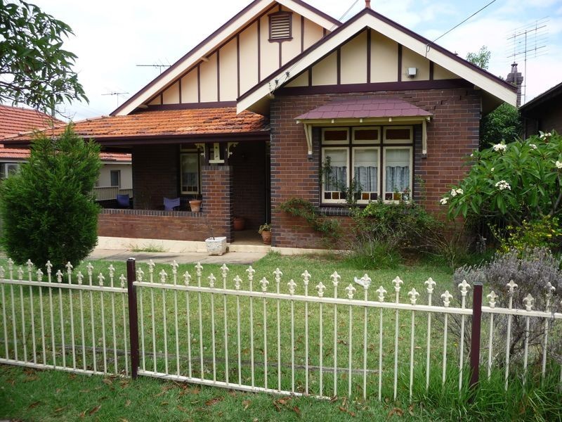 52 Merrylands Road, Merrylands NSW 2160