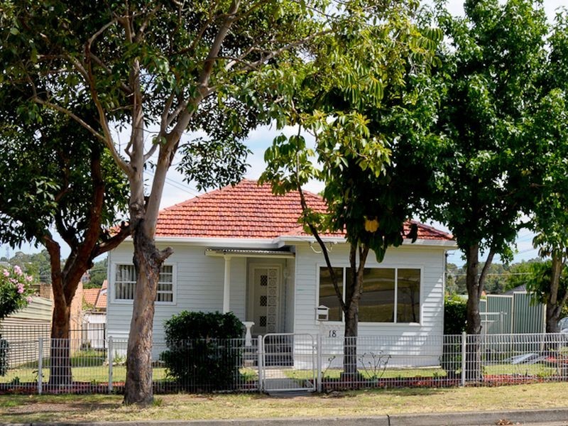 18 Mary Street, Merrylands NSW 2160