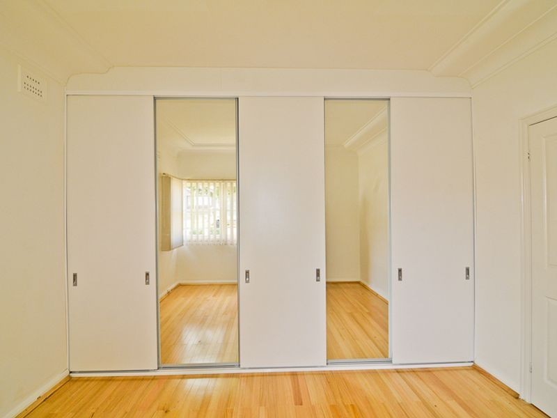 18 Mary Street, Merrylands NSW 2160