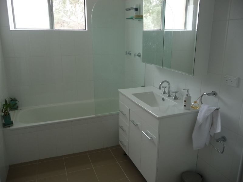 1/33 Sheffield Street, Merrylands NSW 2160