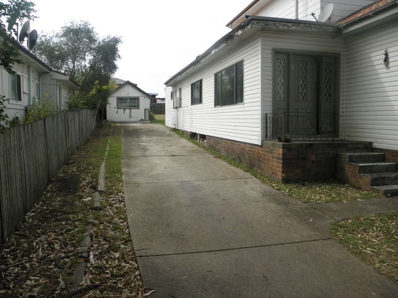 37 Centenary Road, Merrylands NSW 2160