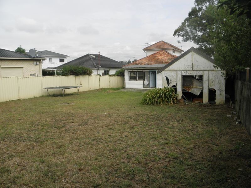 37 Centenary Road, Merrylands NSW 2160