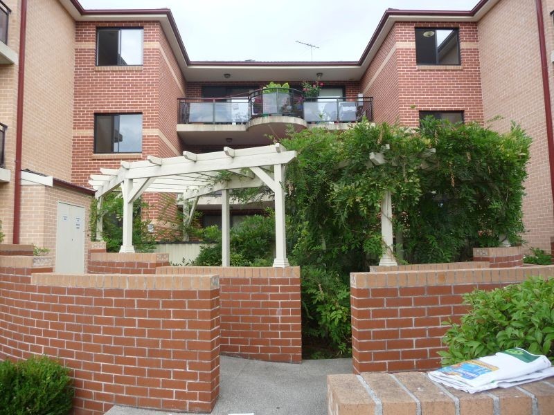 8/290-294 Merrylands Road, Merrylands NSW 2160