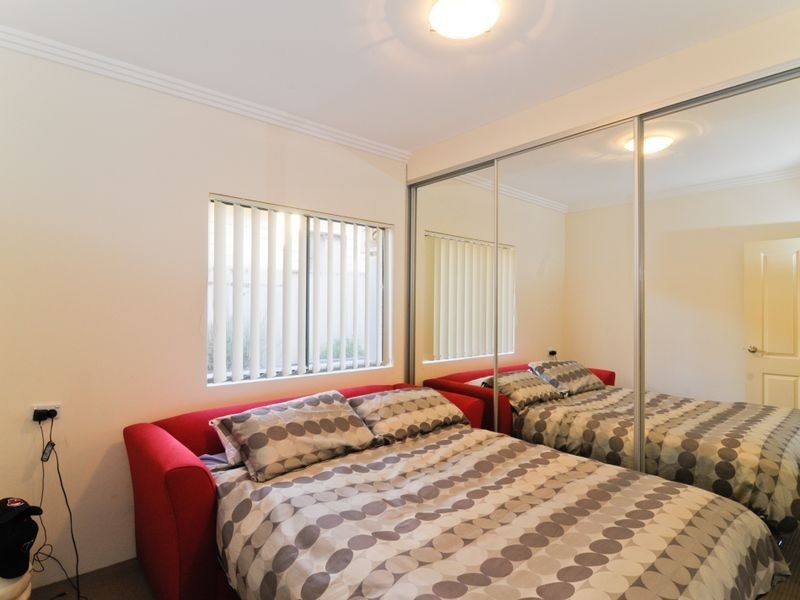 1/81-83 Bangor Street, Guildford NSW 2161