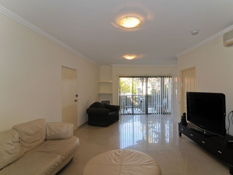 1/81-83 Bangor Street, Guildford NSW 2161