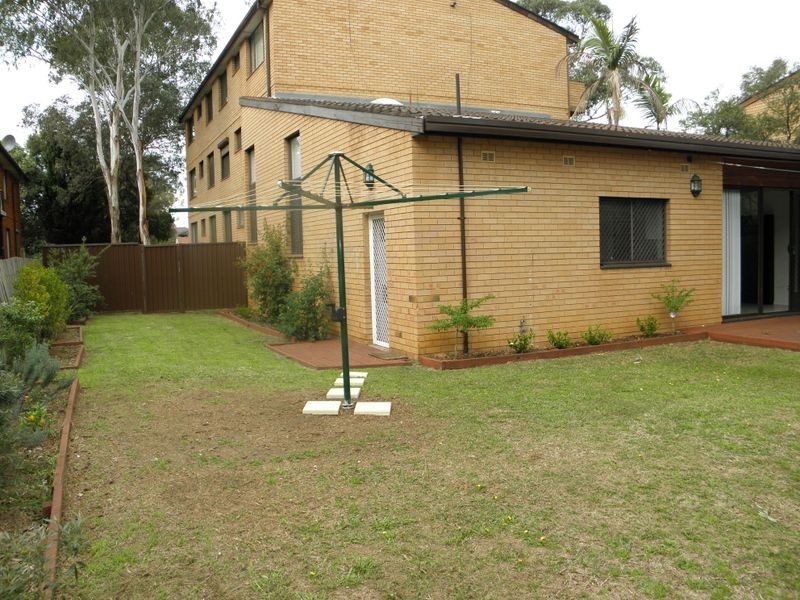 17/28-32 Treves Street, Merrylands NSW 2160