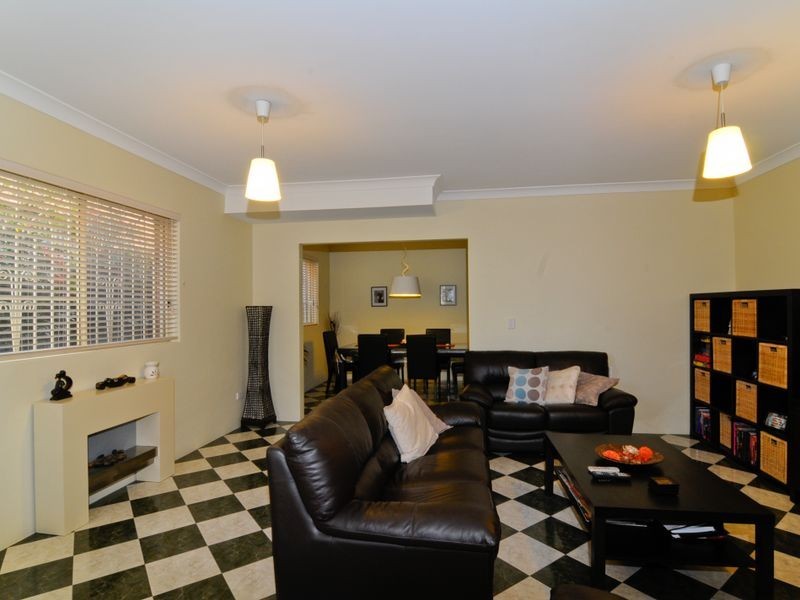 21A Elsinore Street, Merrylands NSW 2160