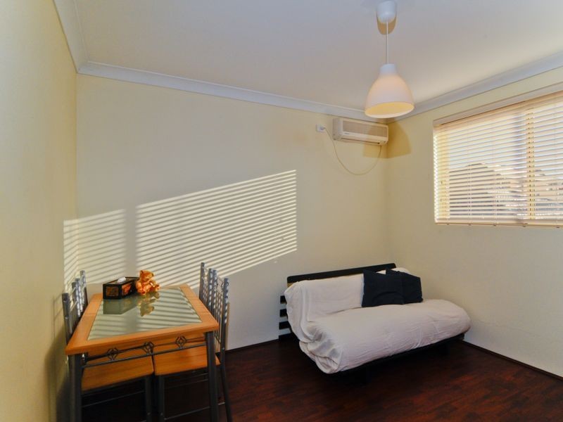 21A Elsinore Street, Merrylands NSW 2160