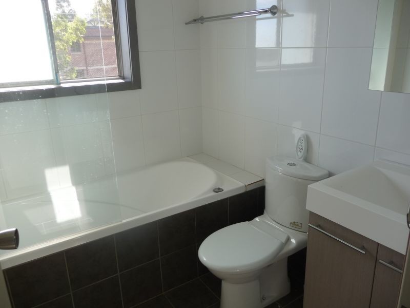 22/20-24 Sherwood Road, Merrylands West NSW 2160