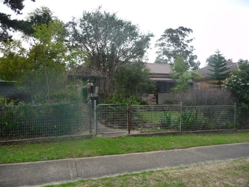 8 Elizabeth Street, Guildford NSW 2161