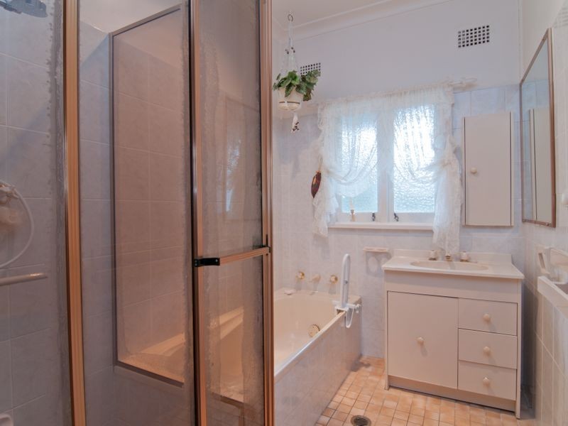 31 Robertson Street, Guildford West NSW 2161