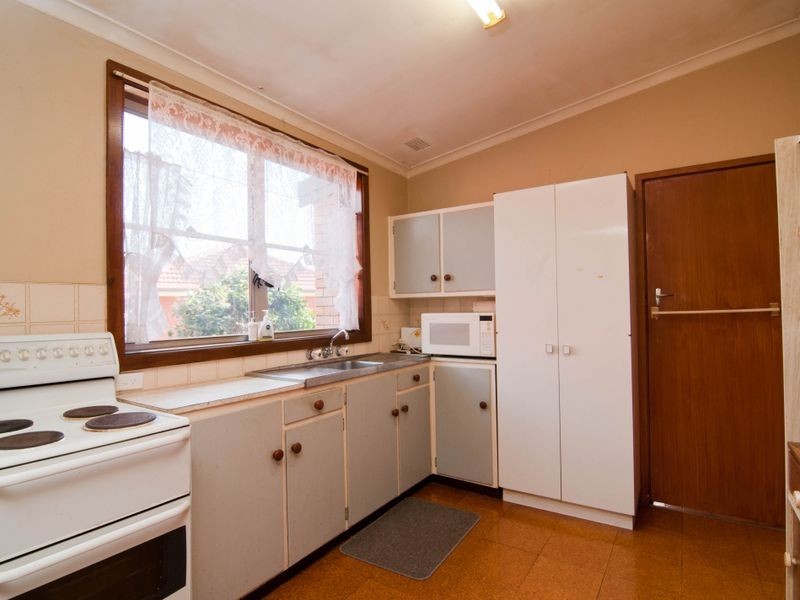 11 Ronald Place, Guildford NSW 2161