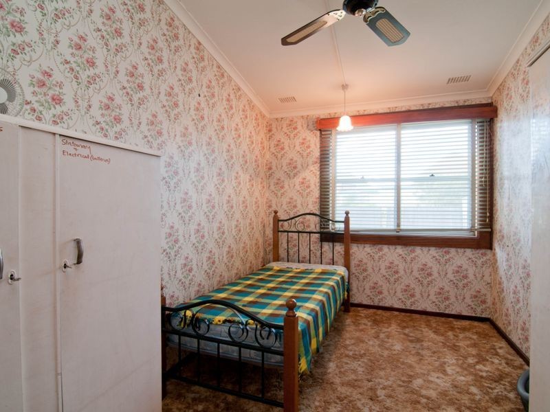 11 Ronald Place, Guildford NSW 2161