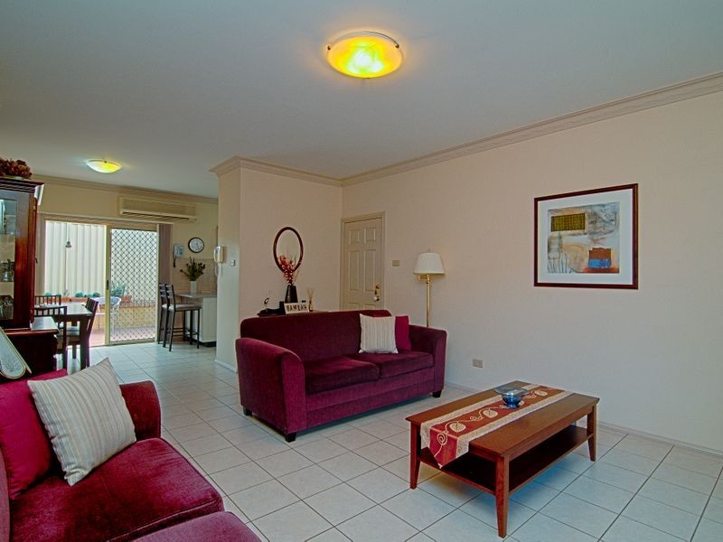 10/19-21 Ellis Street, Merrylands NSW 2160