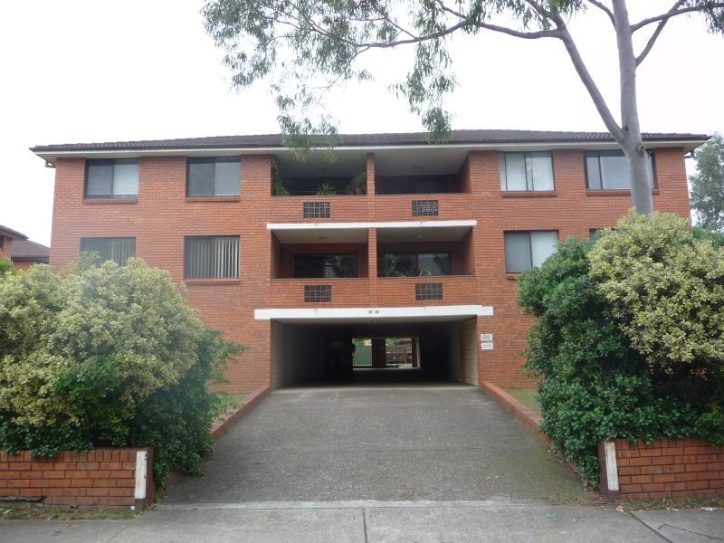 10/12-14 Treves Street, Merrylands NSW 2160