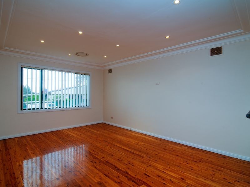 101 Sandra Street, Woodpark NSW 2164